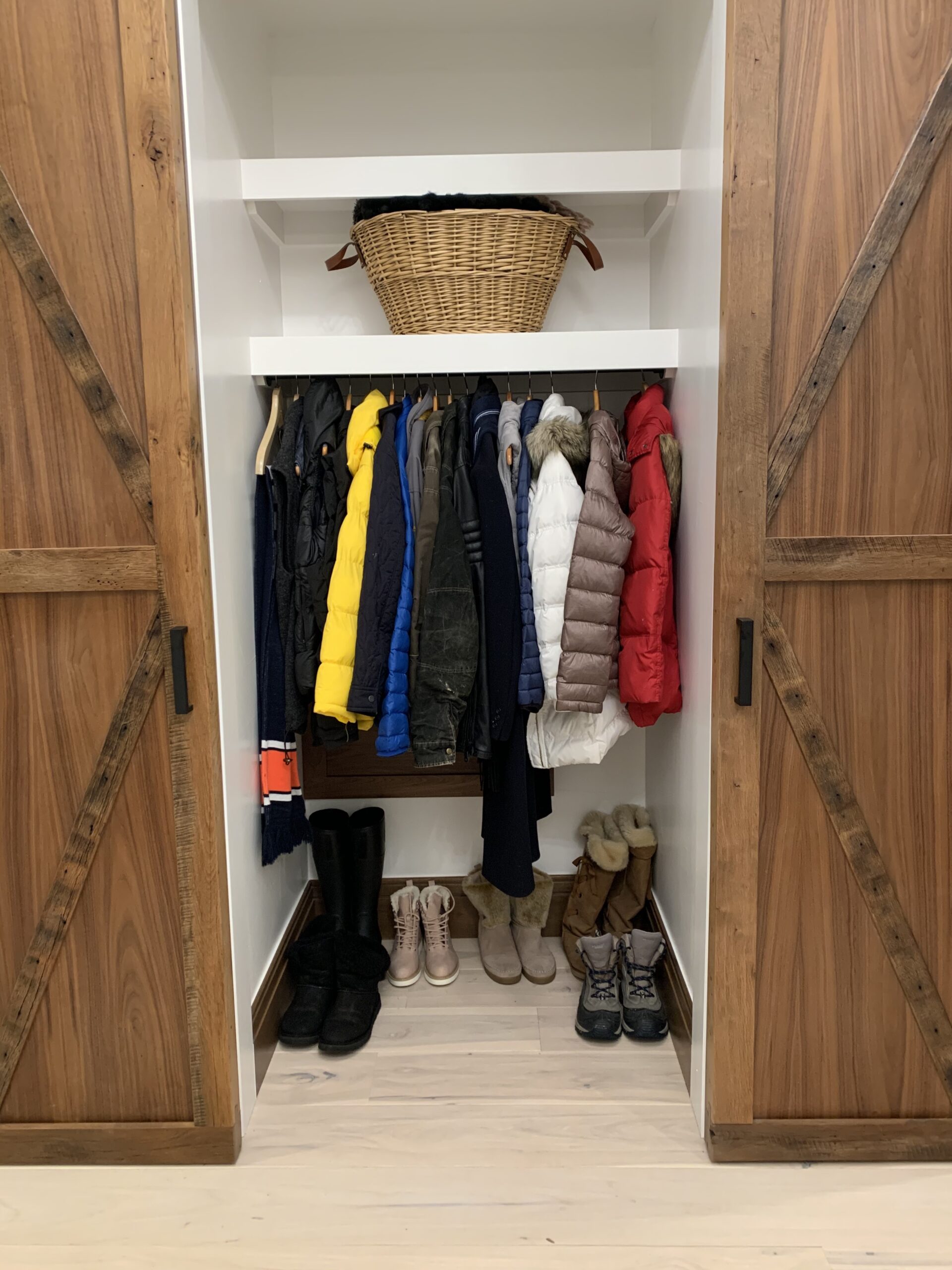 organize closet